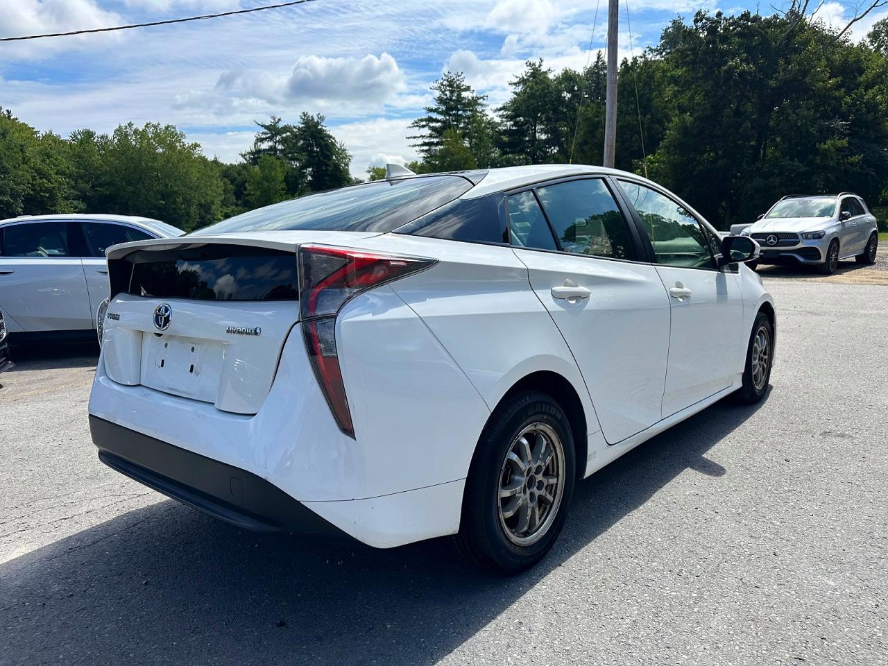 2018 Toyota Prius One - Фото 3
