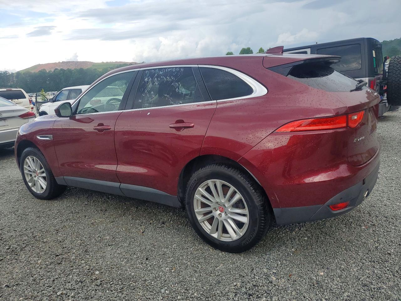 2017 Jaguar F-Pace Prestige - Фото 2