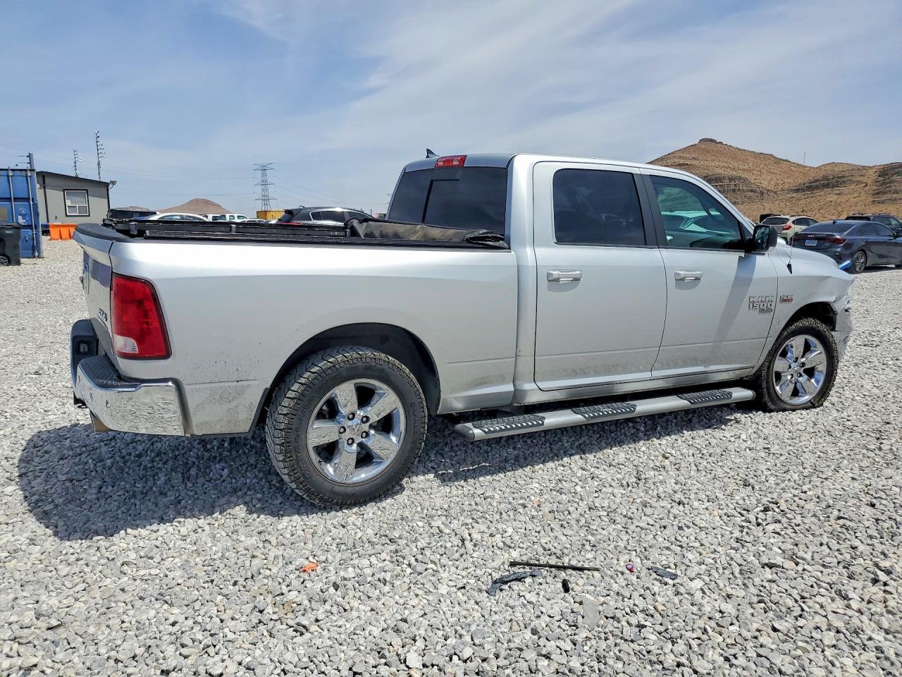 2019 Ram 1500 Classic Slt - Фото 3