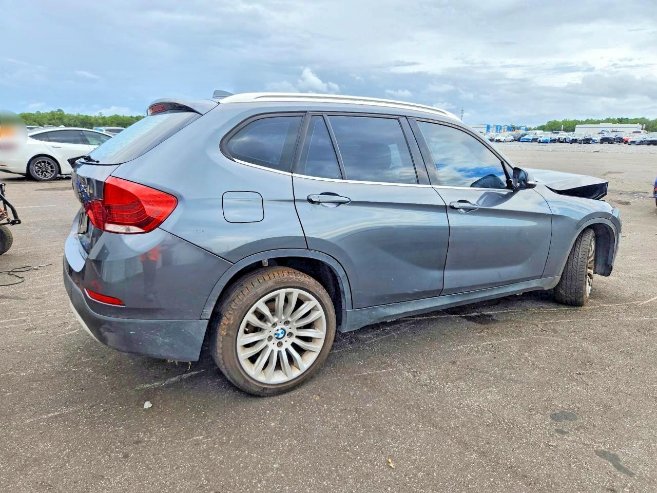 2013 BMW X1 Sdrive28I - Фото 3