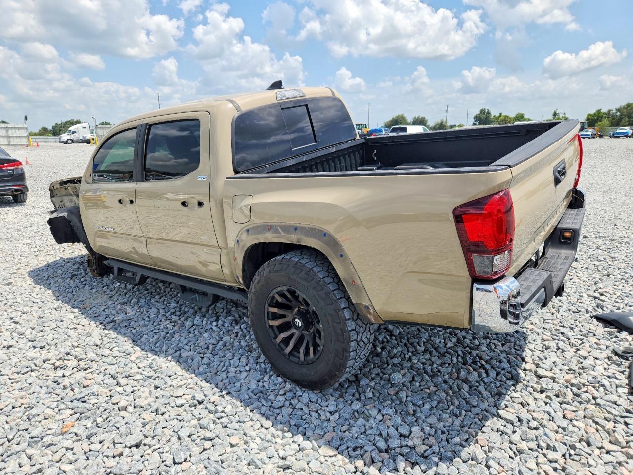 2019 Toyota Tacoma Sr5 V6 - Фото 2