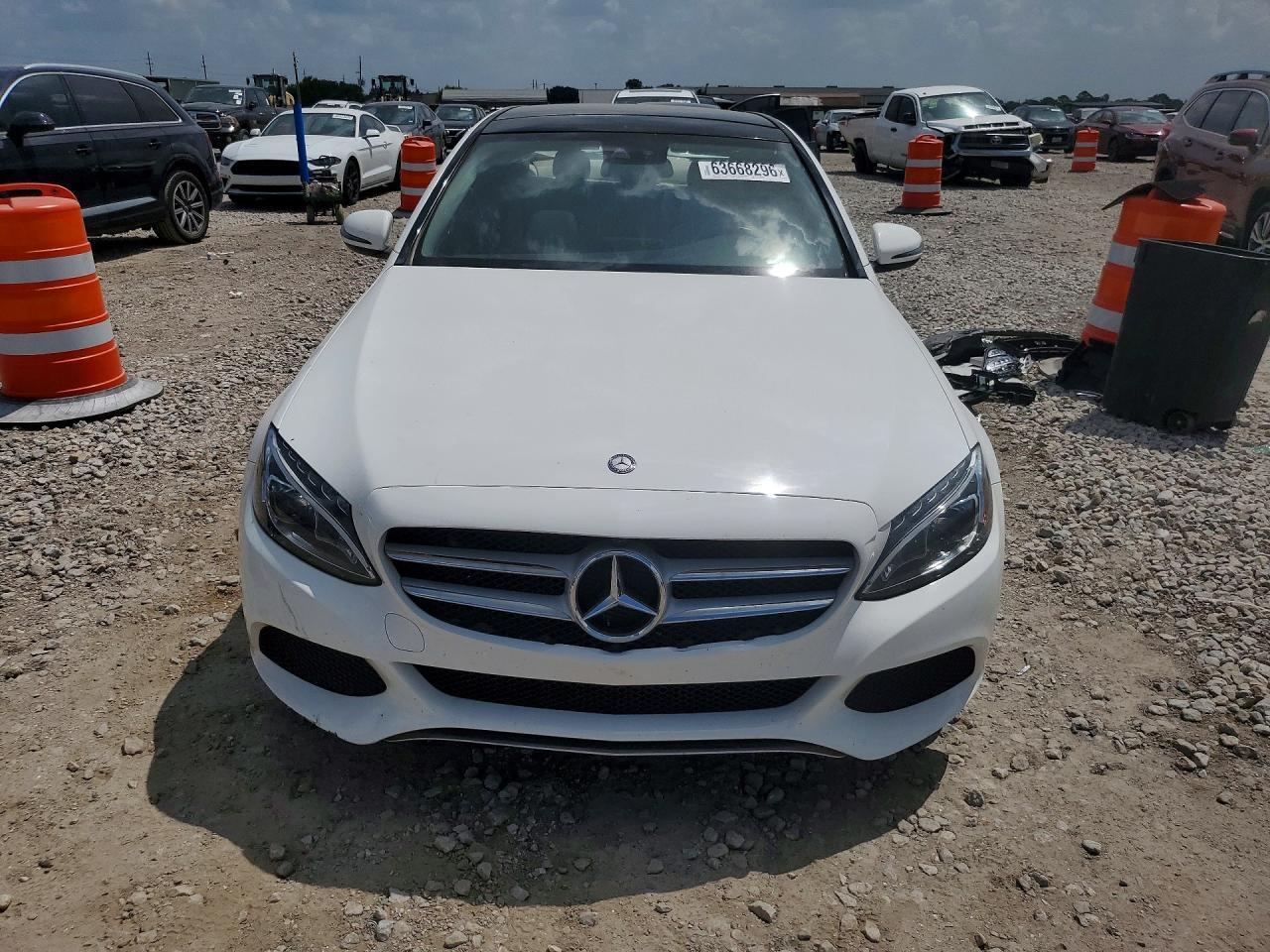 2016 Mercedes-Benz C 300 - Image 5