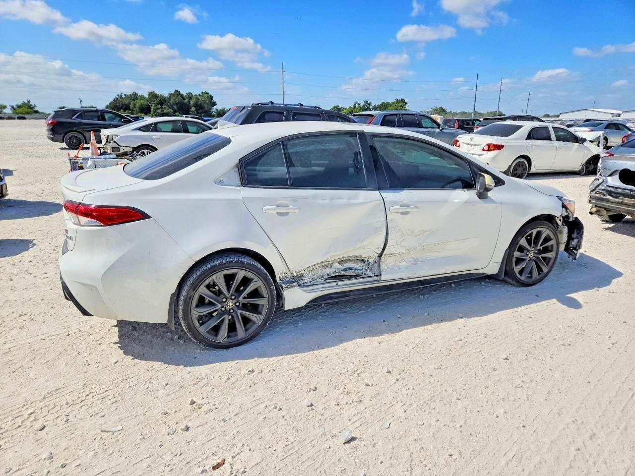 2024 Toyota Corolla Hybrid Se - Фото 3