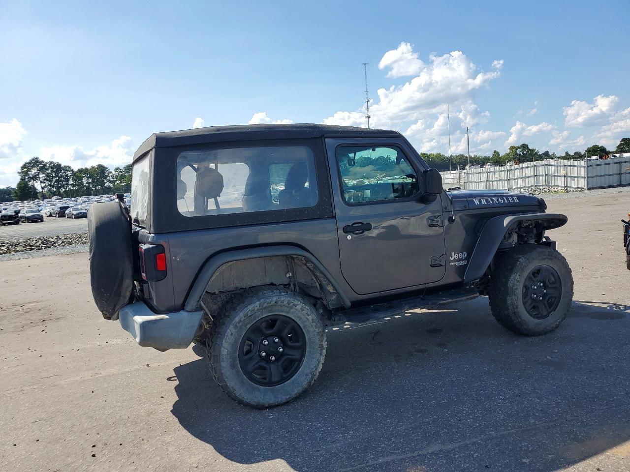 2018 Jeep Wrangler Sport - Фото 3