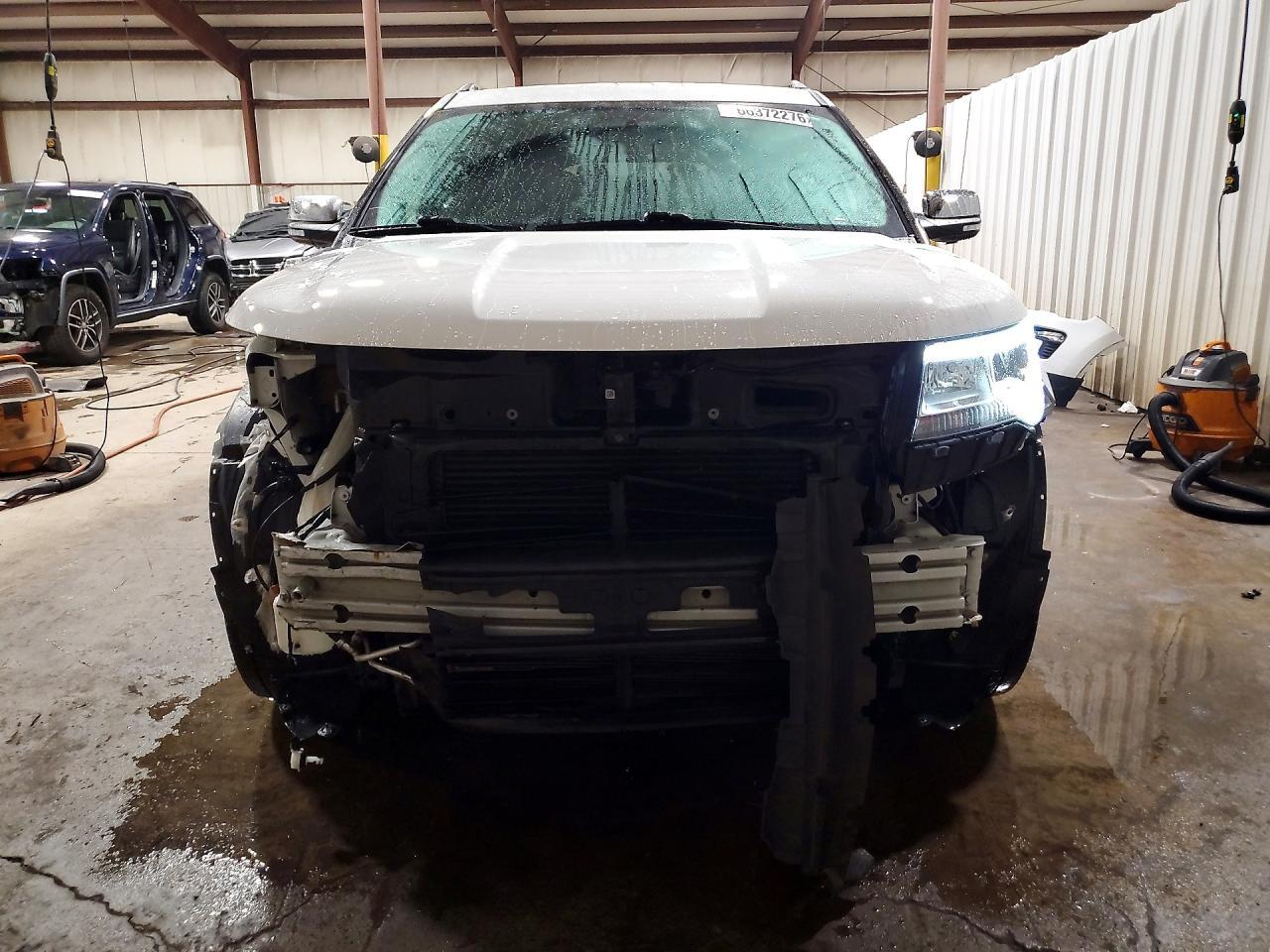 2019 Ford Explorer Xlt - Фото 5