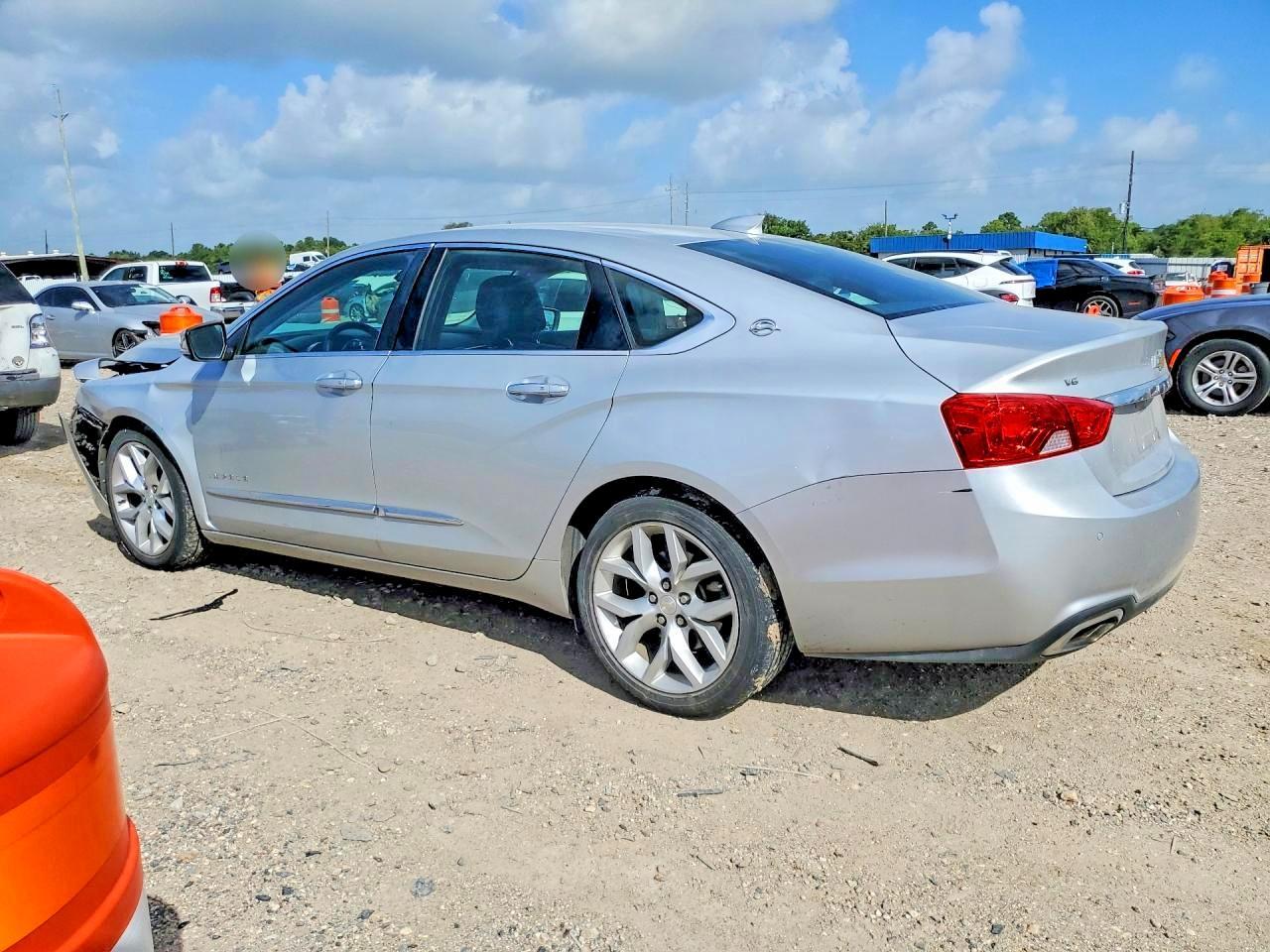 2019 Chevrolet Impala Premier - Фото 2