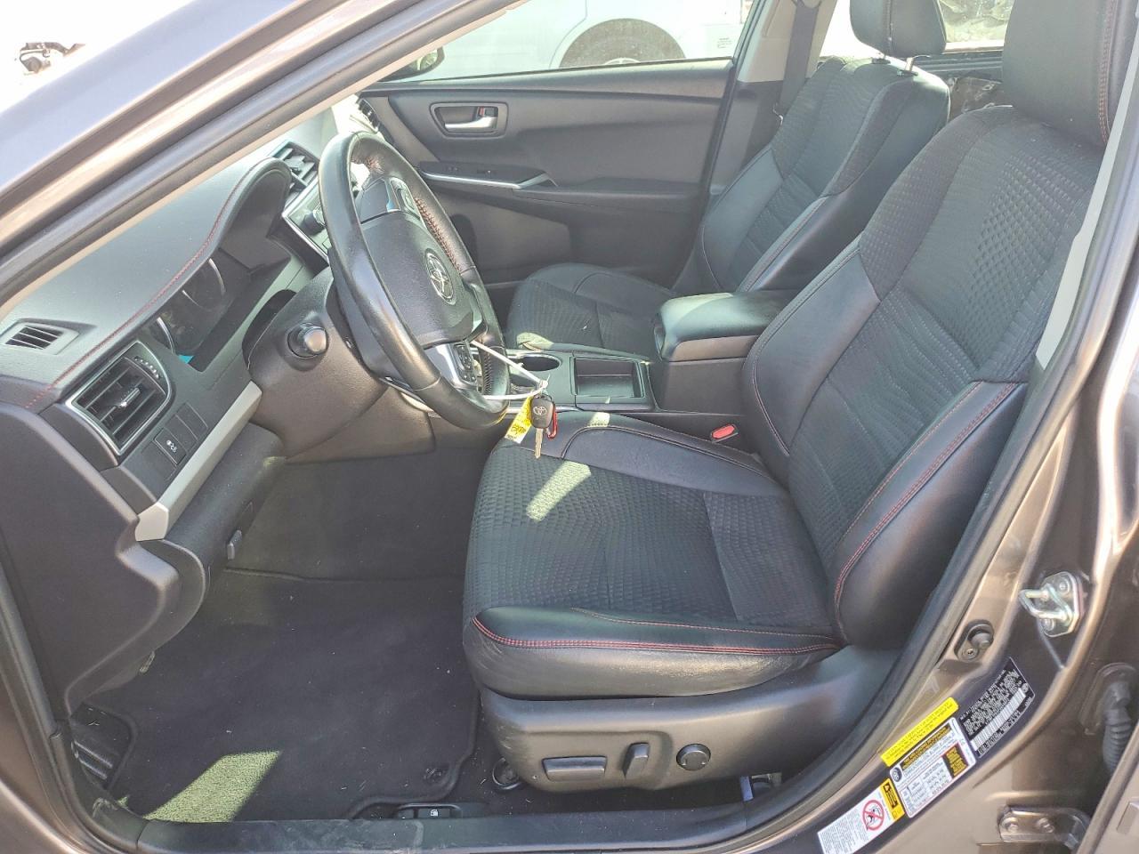 2015 Toyota Camry Se - Фото 7