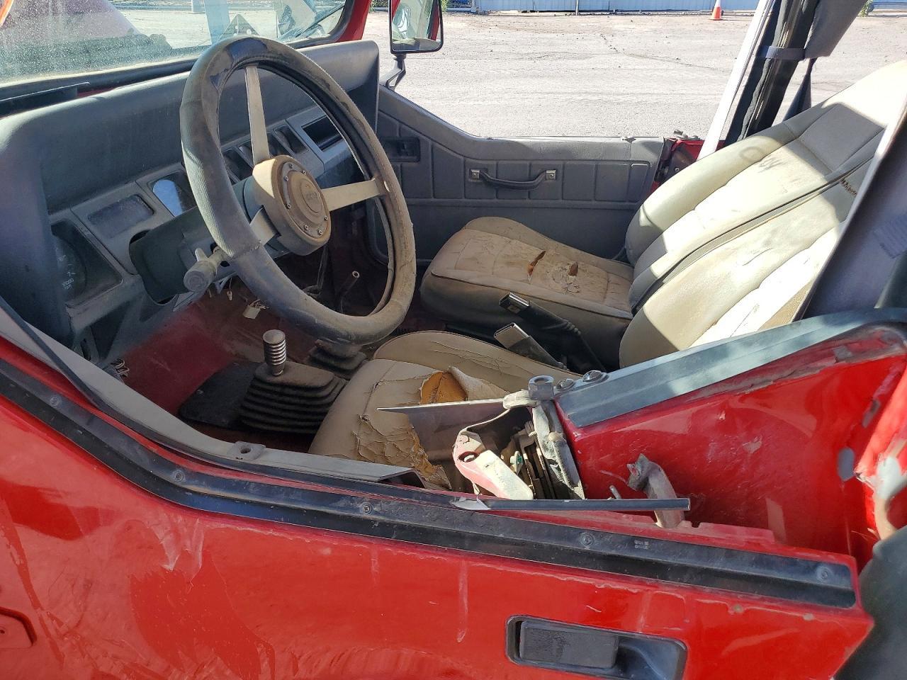 1992 Jeep Wrangler / Yj S - Фото 7
