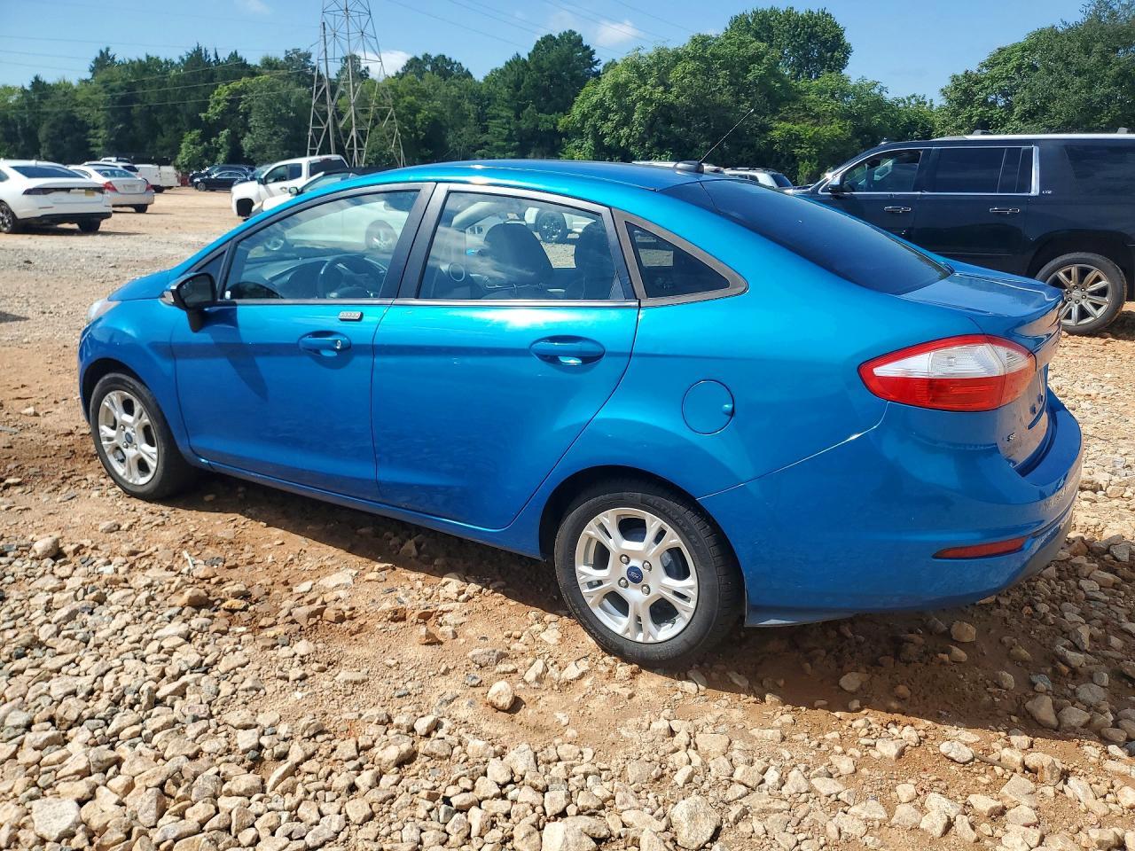 2014 Ford Fiesta Se - Фото 2