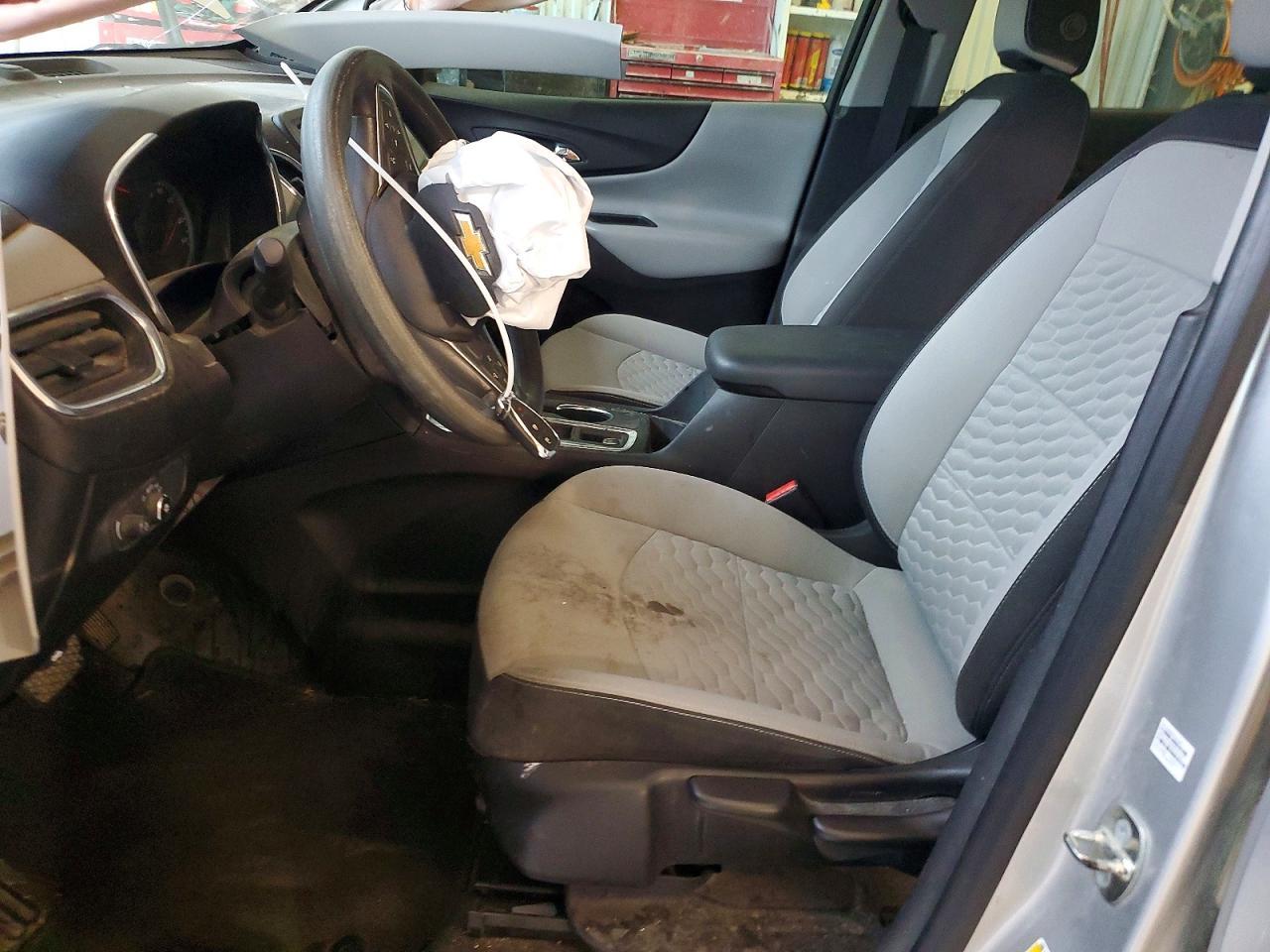 2018 Chevrolet Equinox Ls - Image 7
