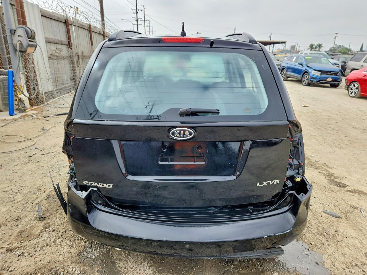 2008 Kia Rondo Lx - Фото 6