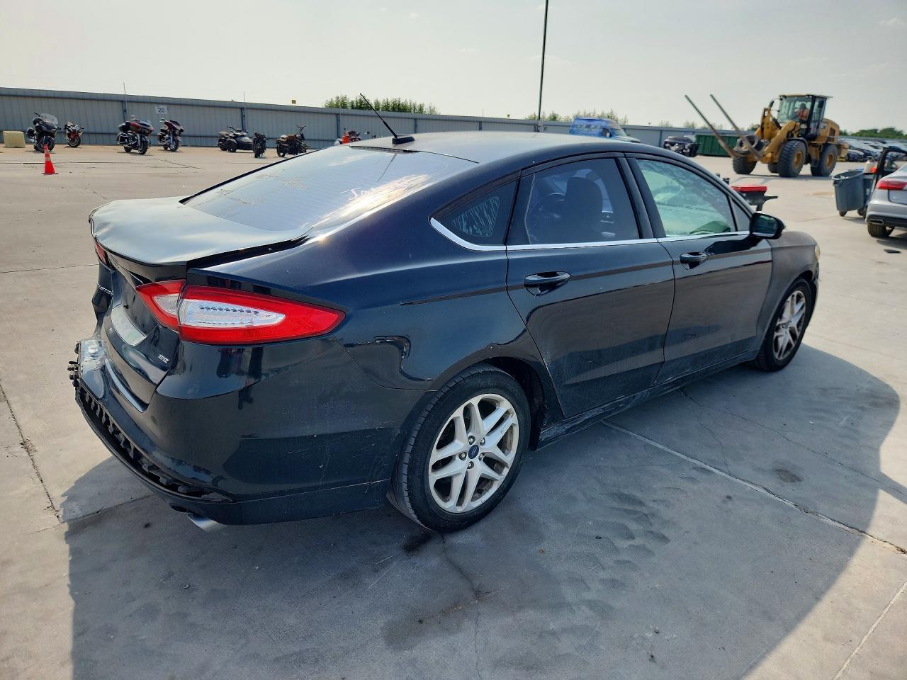2014 Ford Fusion Se - Фото 3