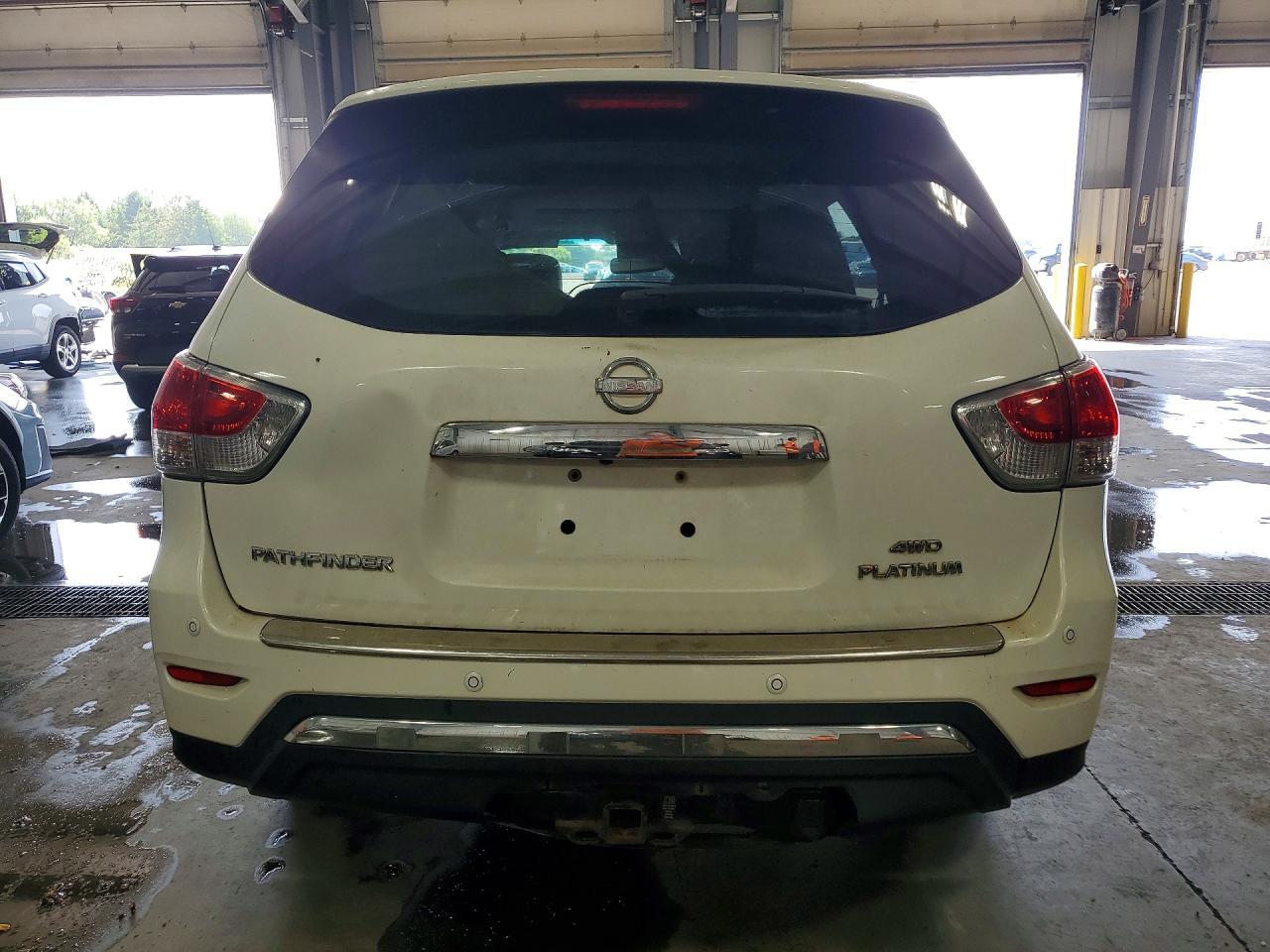 2014 Nissan Pathfinder S - Фото 6
