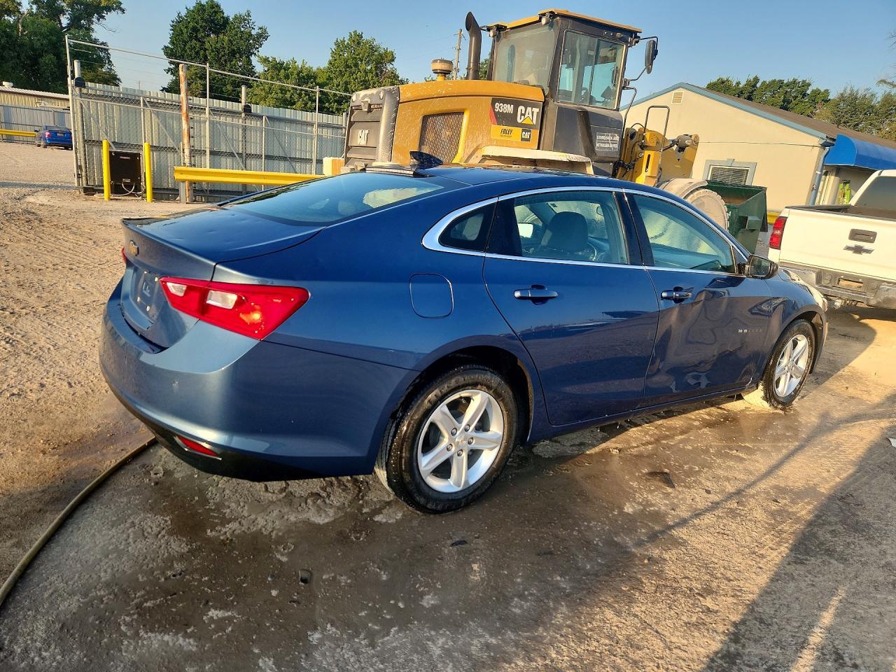 2024 Chevrolet Malibu Ls - Image 3