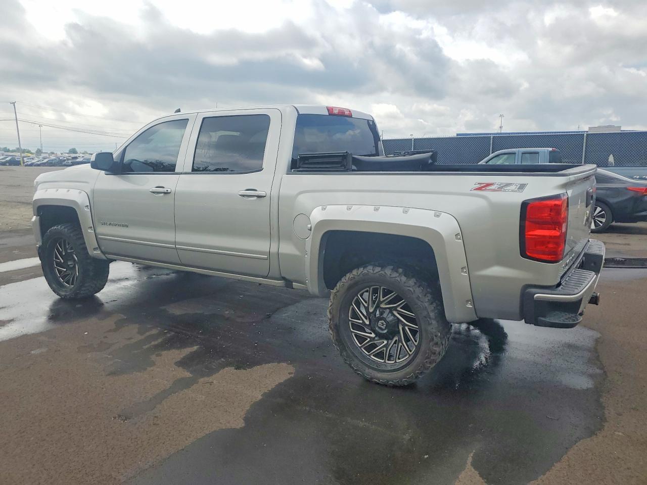 2017 Chevrolet Silverado K1500 Lt - Фото 2