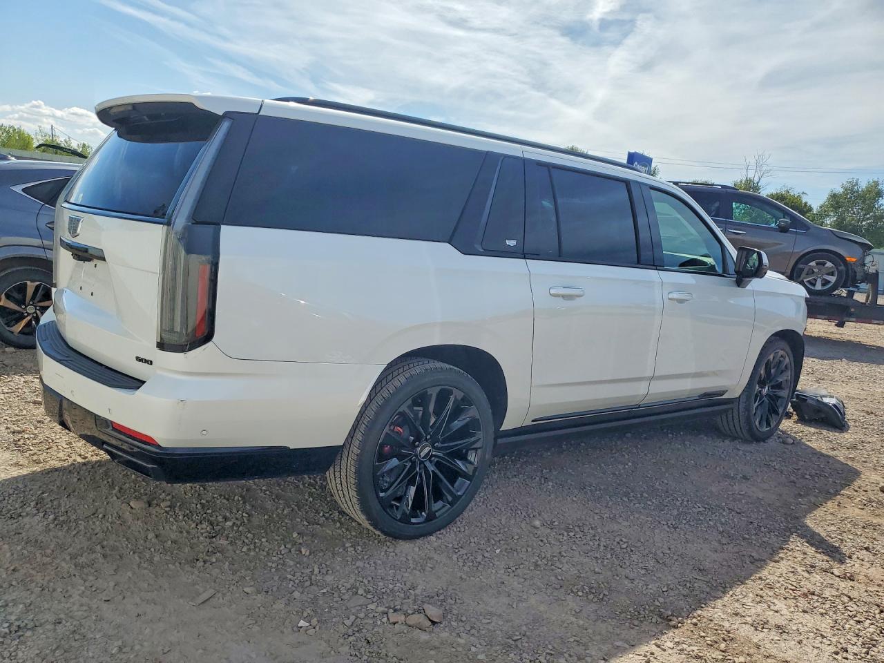 2025 Cadillac Escalade Esv Sport Platinum - Фото 3