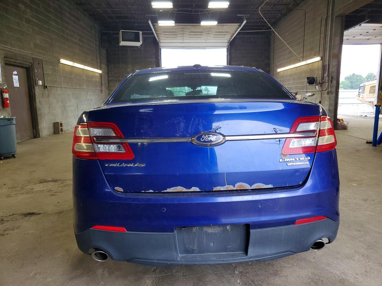 2013 Ford Taurus Limited - Фото 6