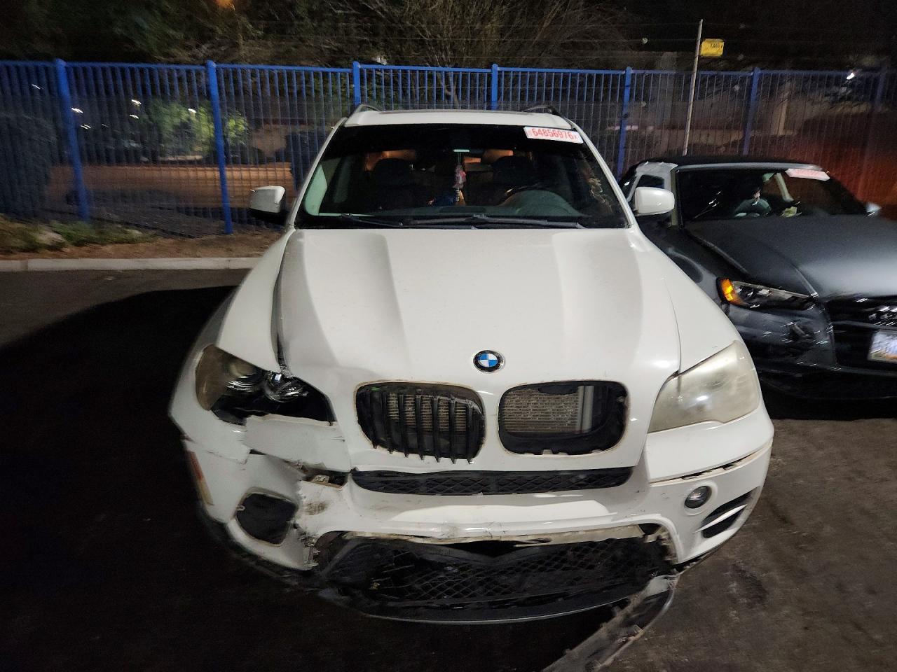 2011 BMW X5 xDrive35I - Image 5