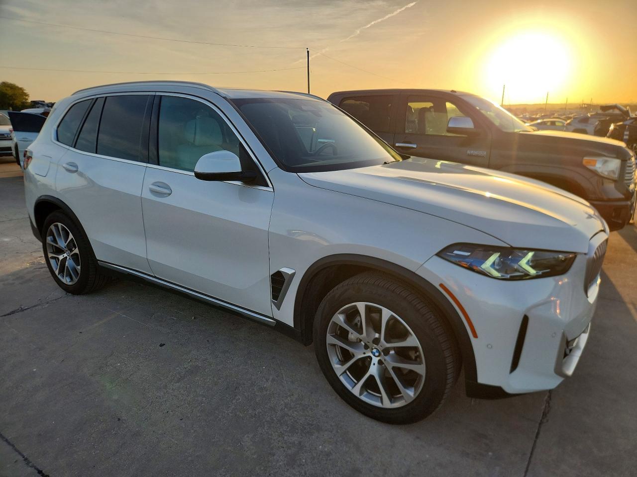 2025 BMW X5 xDrive40I - Фото 4