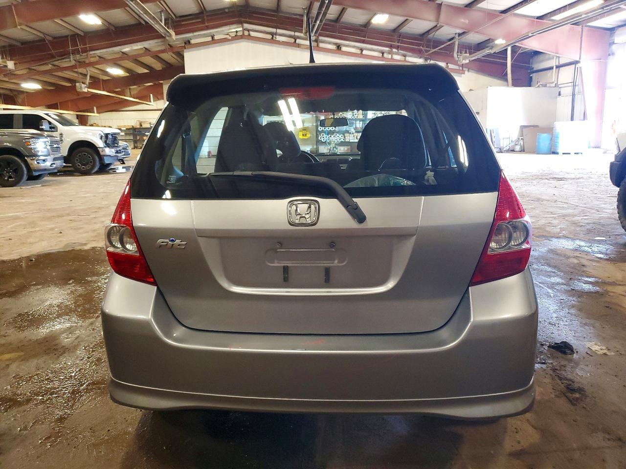 2008 Honda Fit Sport - Image 6