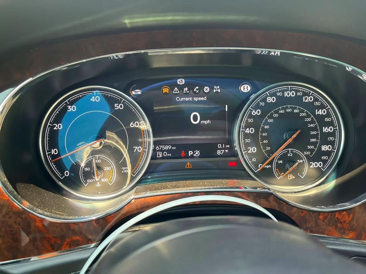 2017 Bentley Bentayga - Фото 7