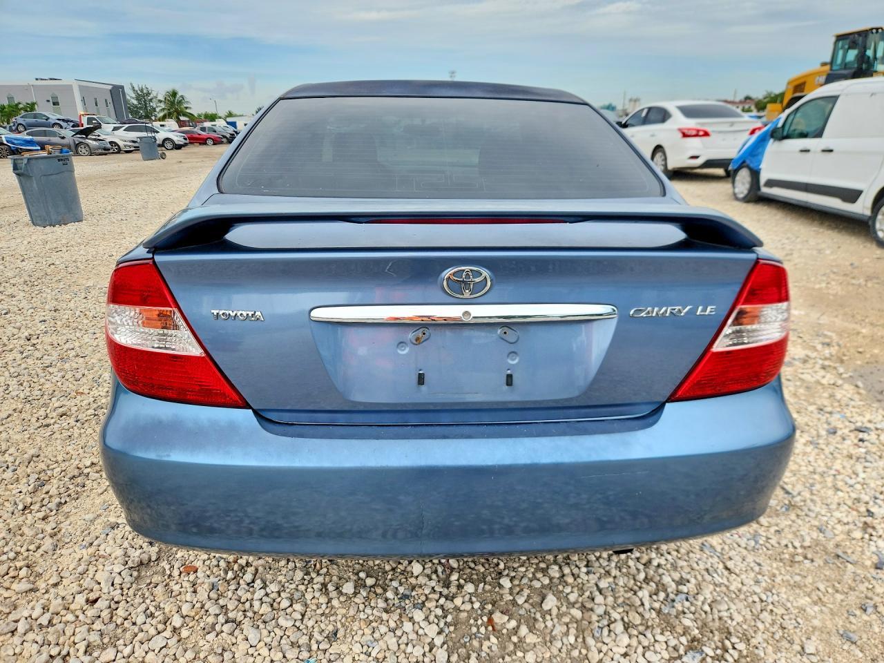 2003 Toyota Camry Le - Фото 6