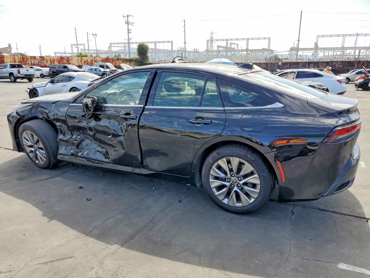 2023 Toyota Mirai Xle - Image 2