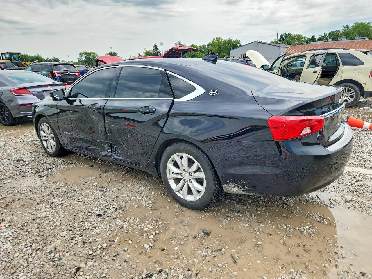 2019 Chevrolet Impala Lt - Image 2