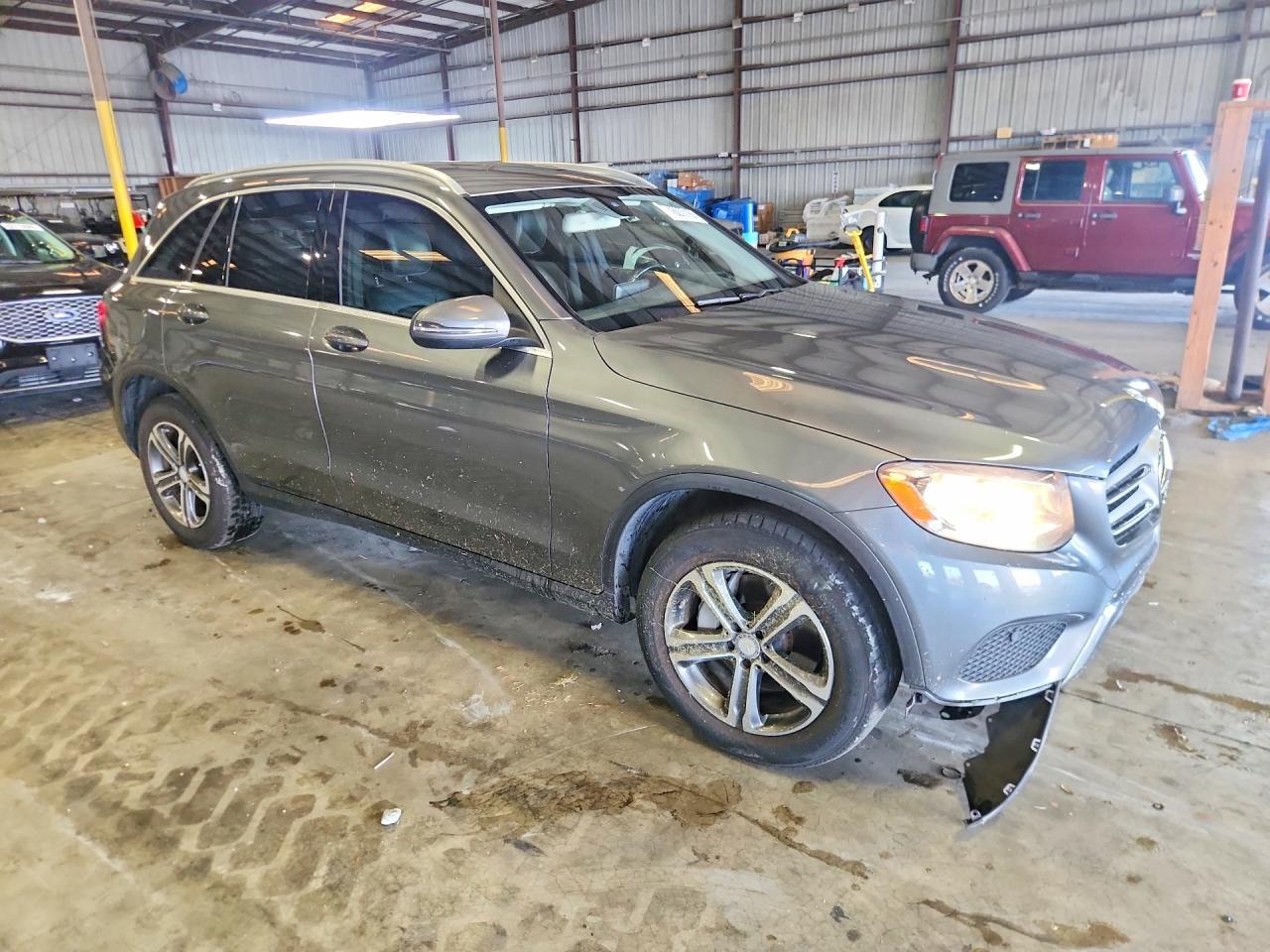2016 Mercedes-Benz Glc 300 - Image 4