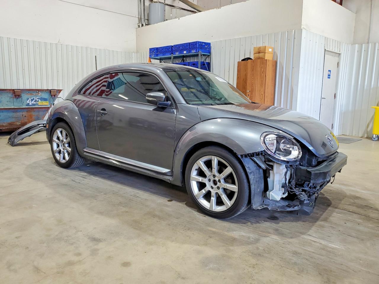 2014 Volkswagen Beetle Beetle, Beetle Black Turbo, Beetle Whiteturbo - Image 4