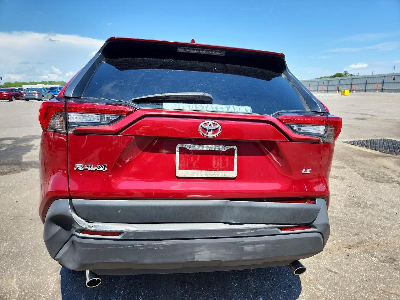 2020 Toyota Rav4 Le - Фото 6
