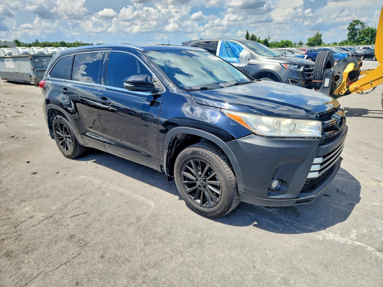 2018 Toyota Highlander Xle - Фото 4