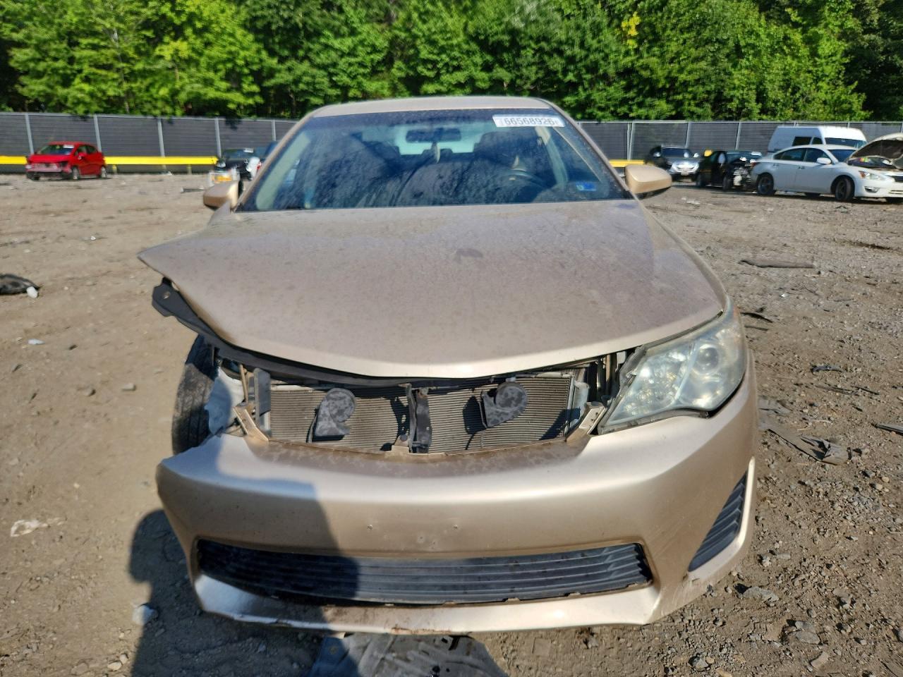 2012 Toyota Camry L - Фото 5