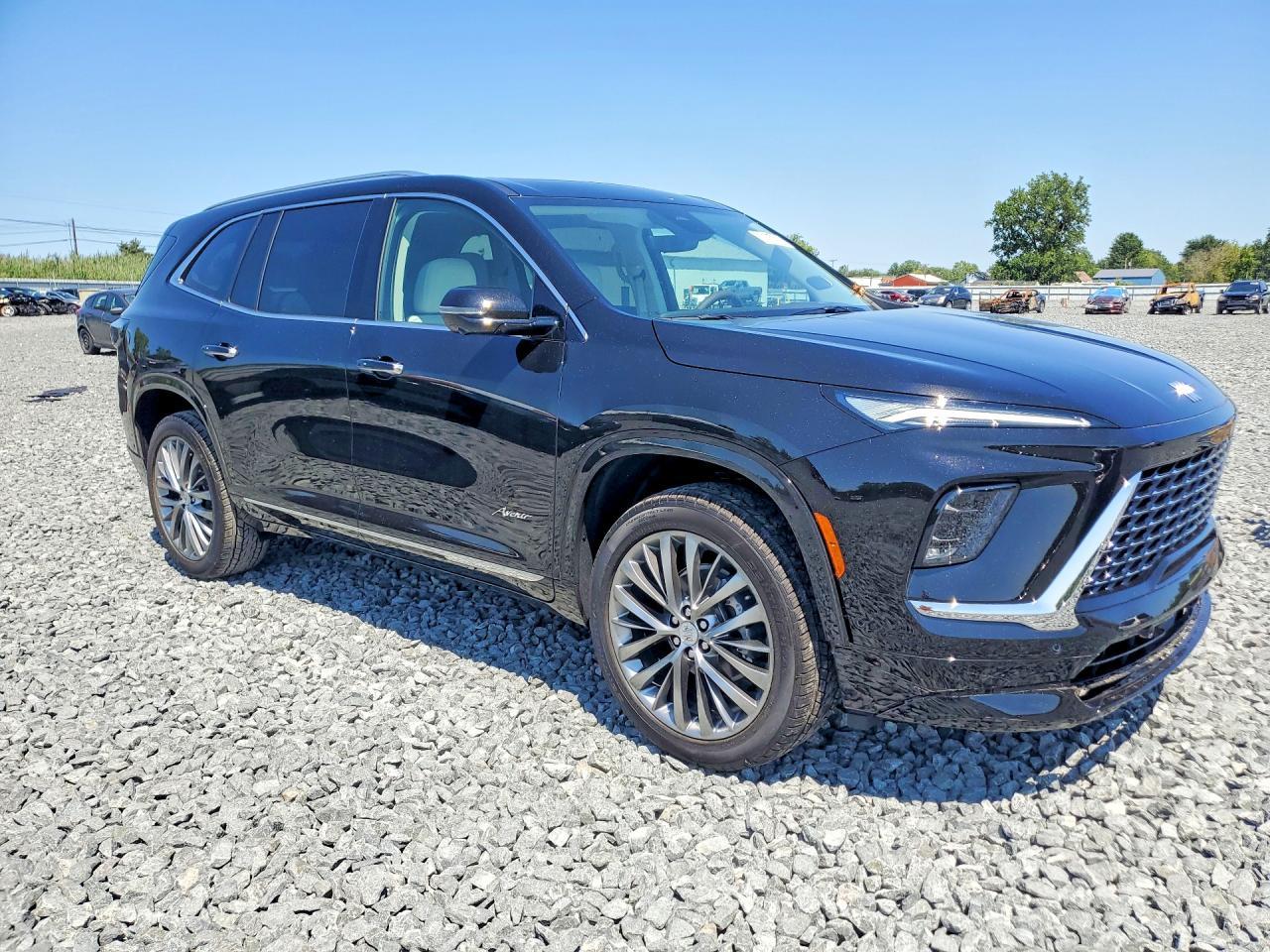 2026 Buick Enclave Avenir - Image 4