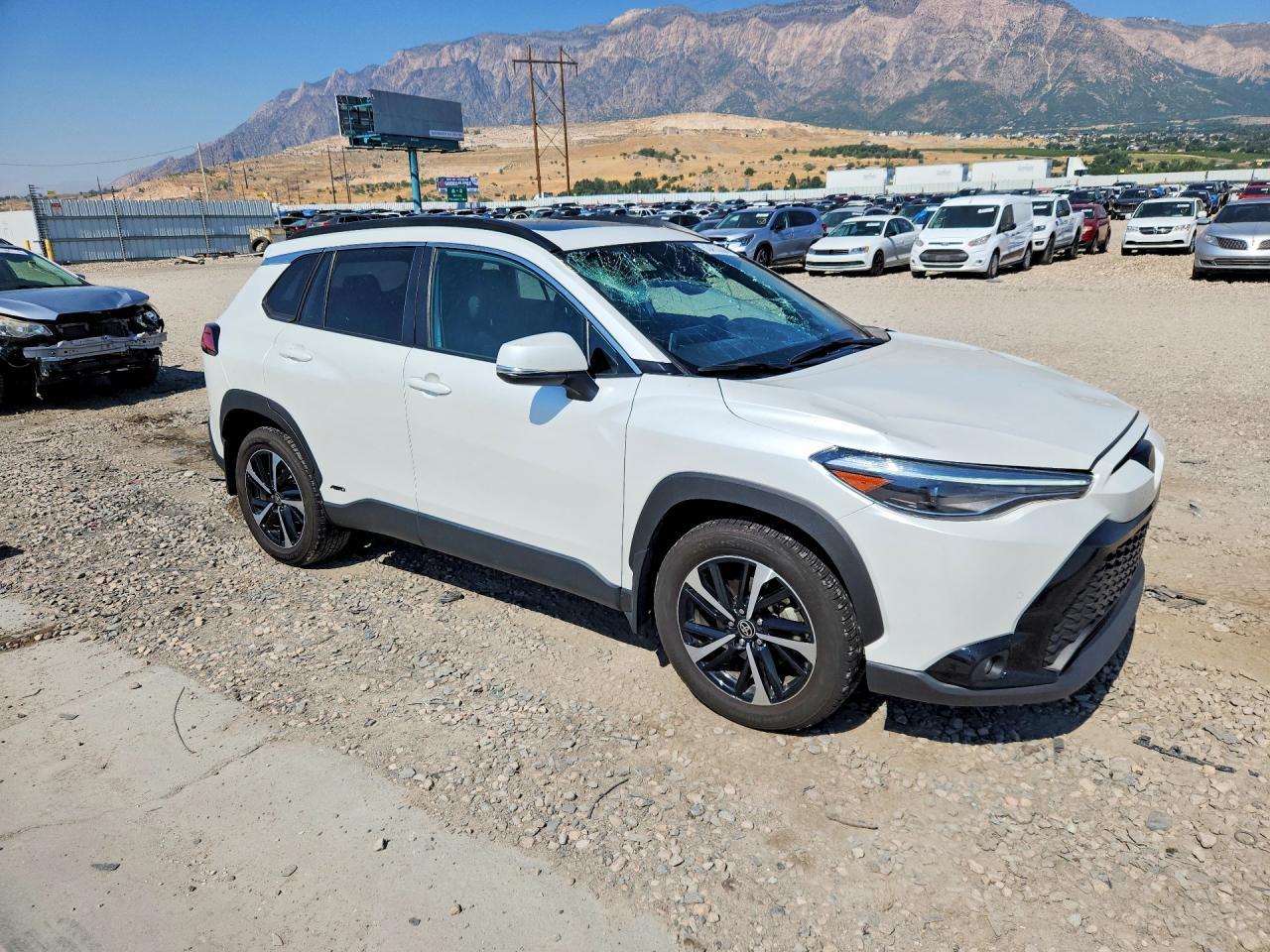 2024 Toyota Corolla Cross Hybrid Xse - Фото 4