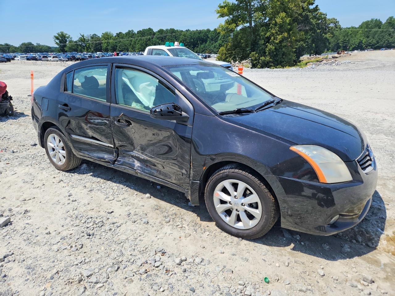 2010 Nissan Sentra 2.0 - Image 4