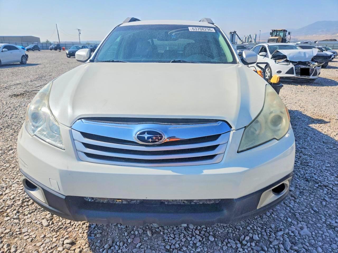 2010 Subaru Outback 2.5I Premium - Фото 5