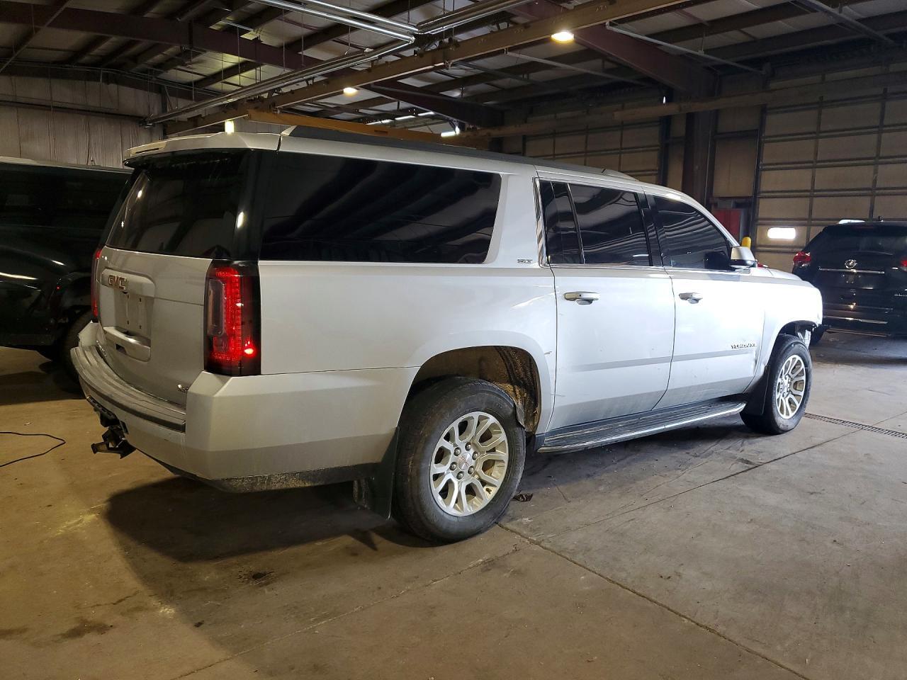 2019 GMC Yukon Xl K1500 Slt - Фото 3