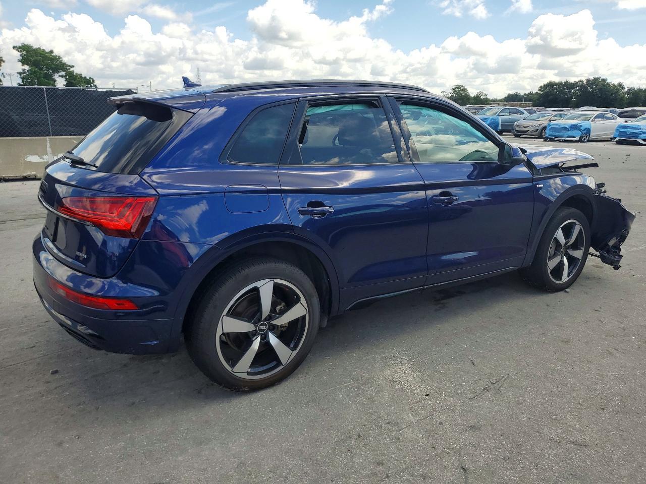 2022 Audi Q5 Premium Plus 45 - Image 3