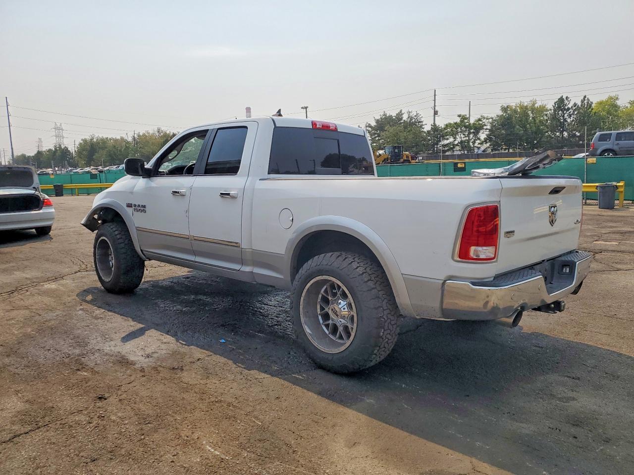 2017 Ram 1500 Laramie - Фото 2