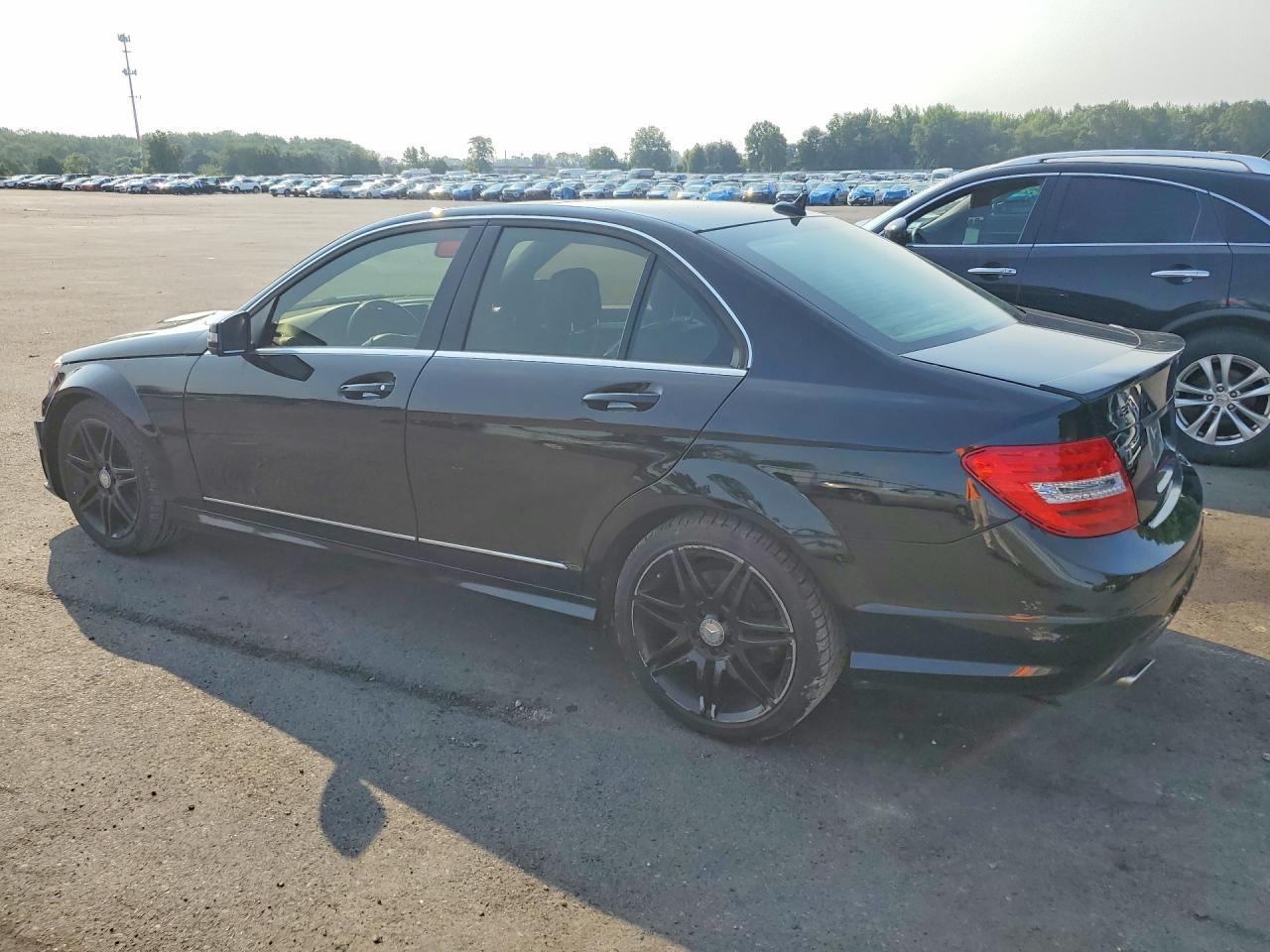 2014 Mercedes-Benz C 300 4Matic - Image 2