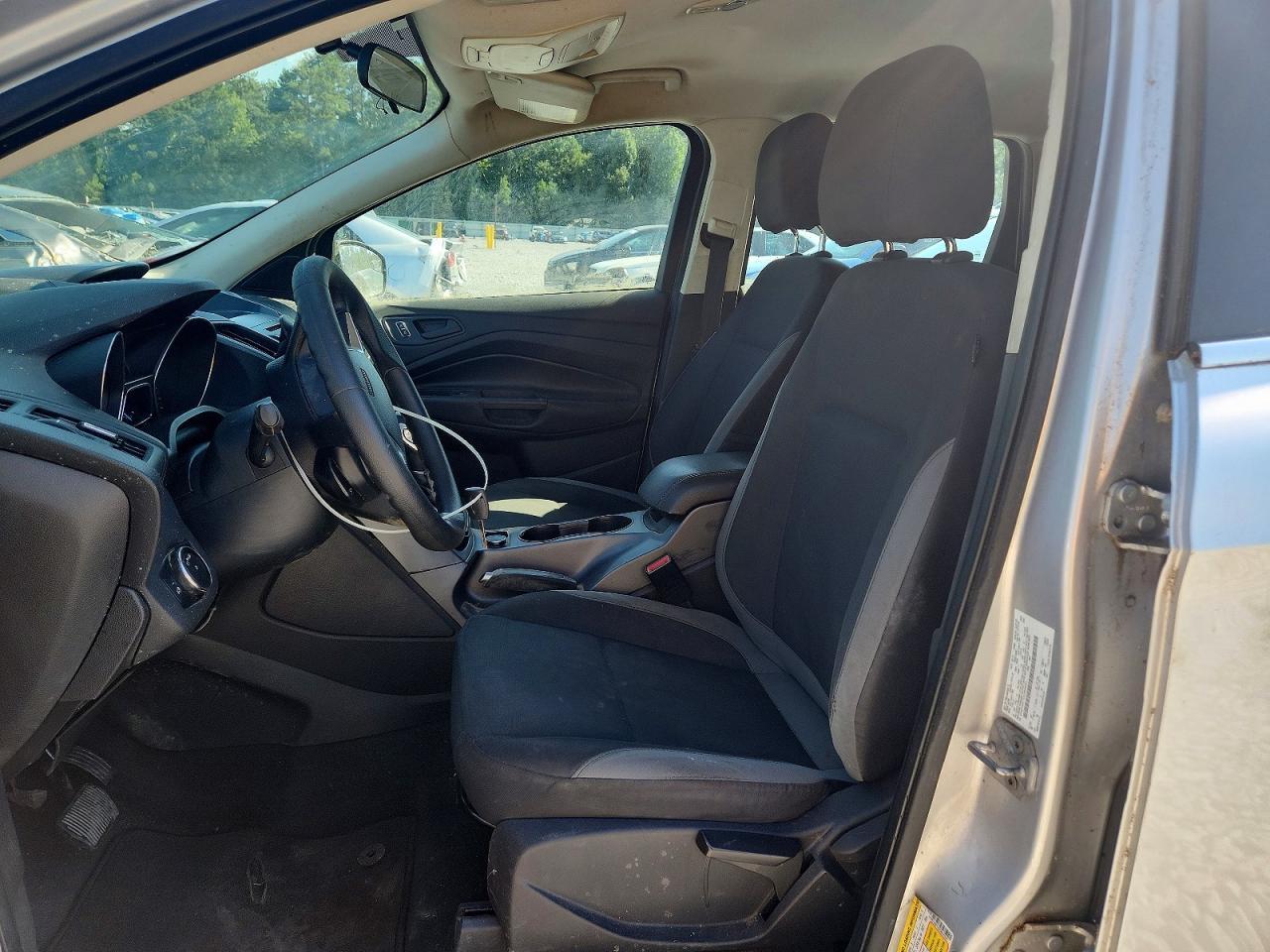 2014 Ford Escape S - Фото 7