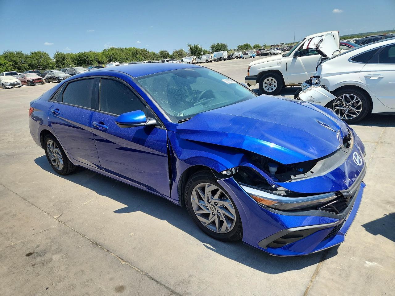 2024 Hyundai Elantra Sel - Image 4