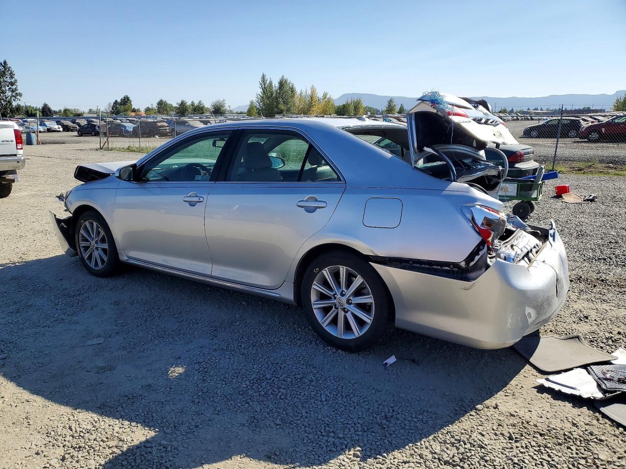 2012 Toyota Camry Xle - Фото 2