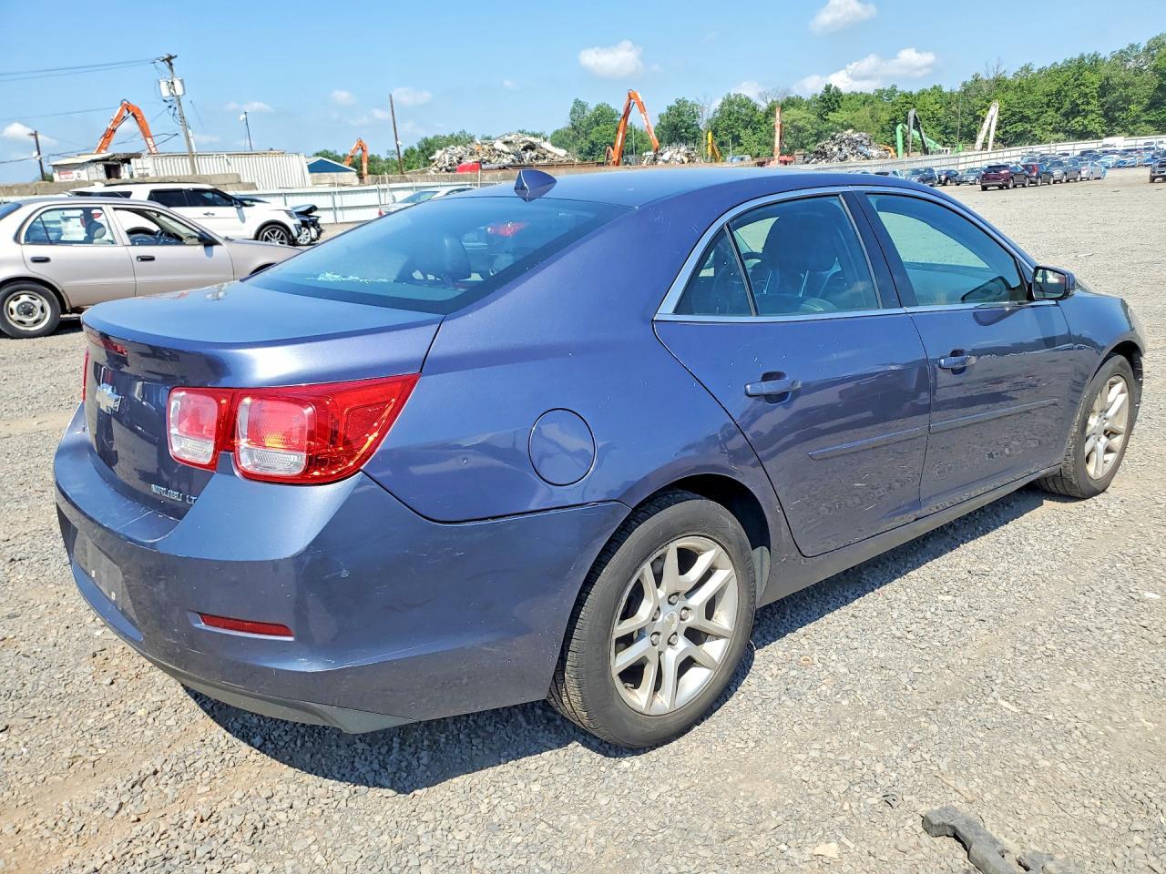 2014 Chevrolet Malibu 1Lt - Фото 3