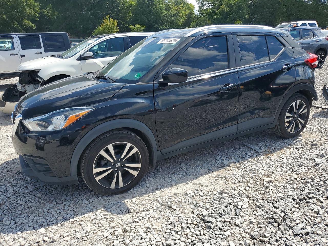 2020 Nissan Kicks Sv