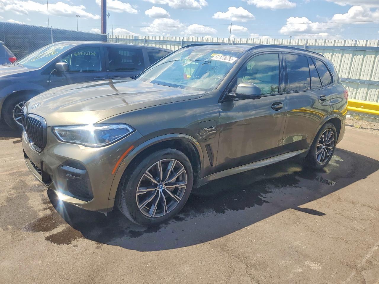 2023 BMW X5 xDrive45E