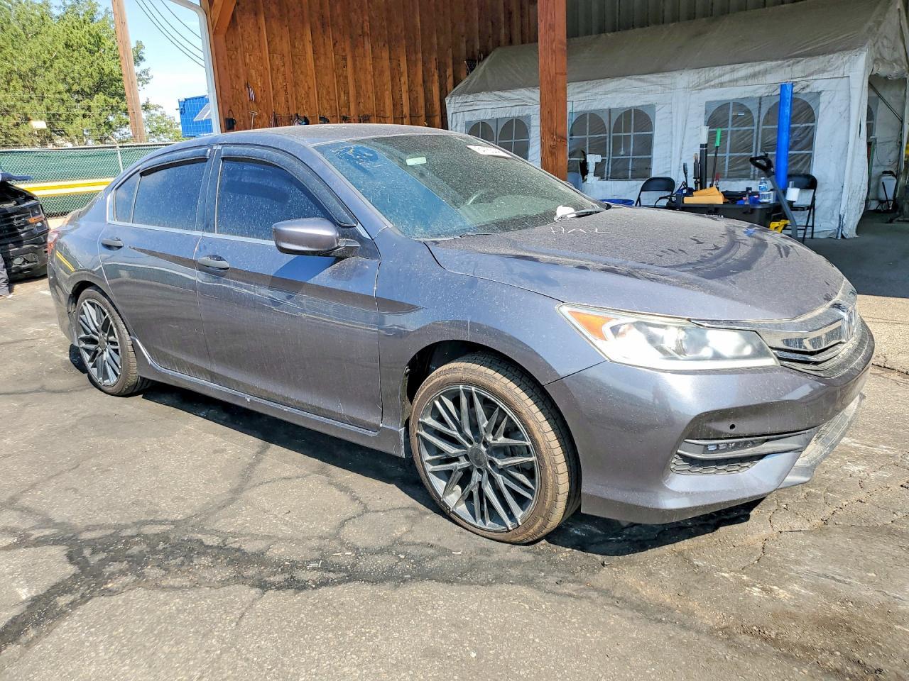 2017 Honda Accord Sport Special Edition - Image 4