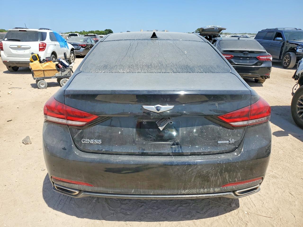 2016 Hyundai Genesis 3.8L - Image 6
