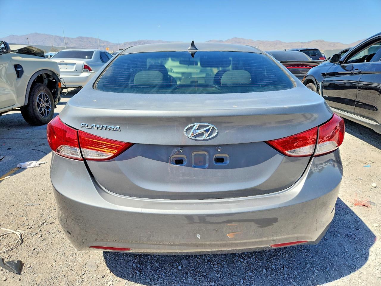 2013 Hyundai Elantra Gls - Image 6